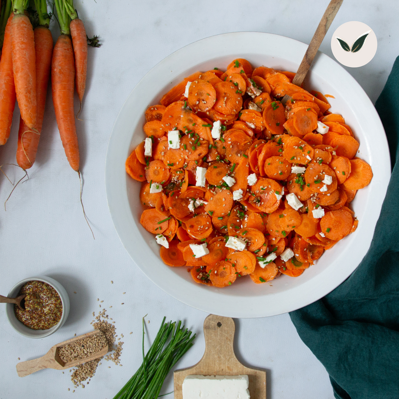 Salade de carottes aux graines de sésame et à la feta